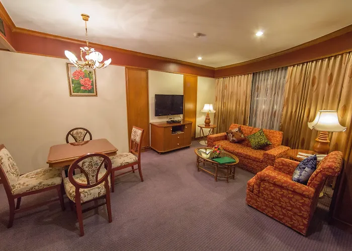 Town In Town Hotel 5*