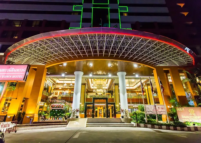 Hotel Town In Town 5*