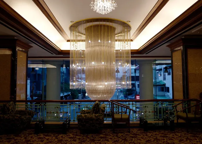 Town In Town Hotel 5*