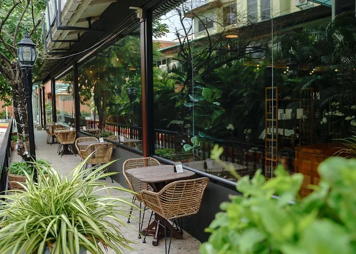 Town In Town Hotel Bangkok