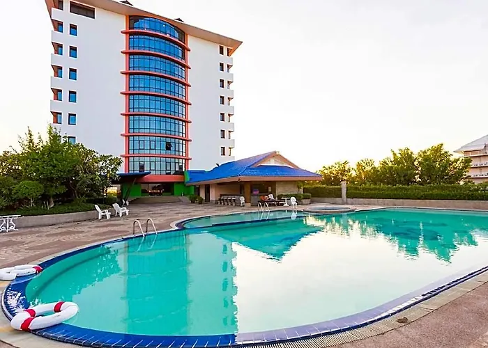 Hotel Town In Town 5*