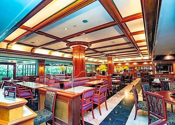 Town In Town Hotel 5*